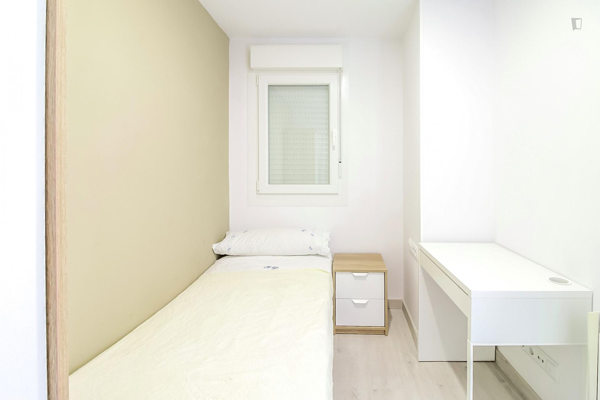 Large and welcoming 4-bedroom apartment in L'Hospitalet de Llobregat