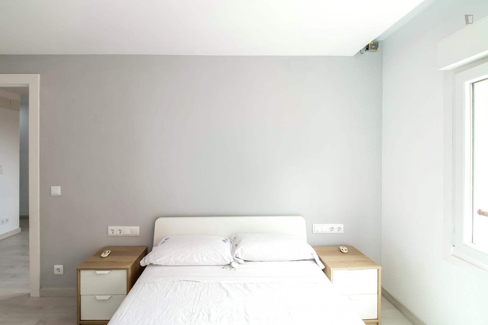 Large and welcoming 4-bedroom apartment in L'Hospitalet de Llobregat