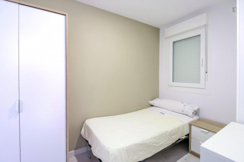 Large and welcoming 4-bedroom apartment in L'Hospitalet de Llobregat - Gallery - 12