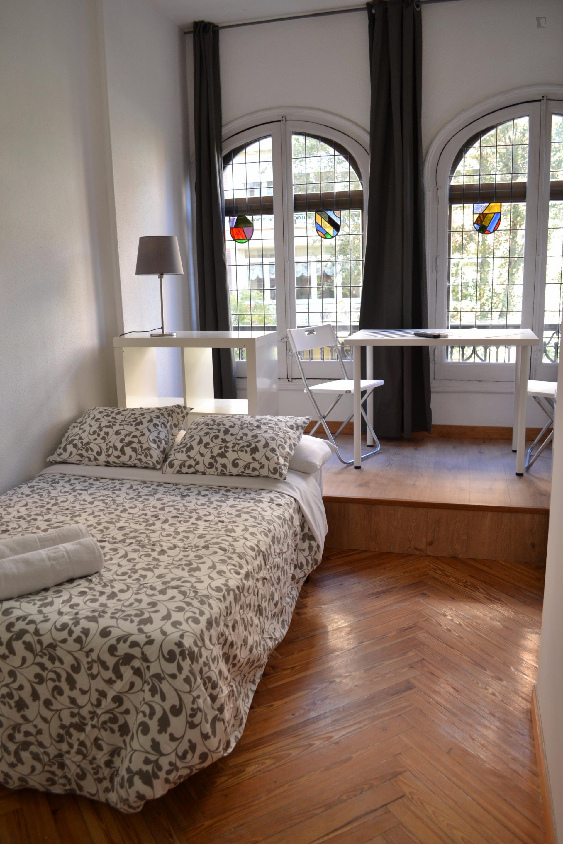 Stunning studio in student-popular Gaztambide