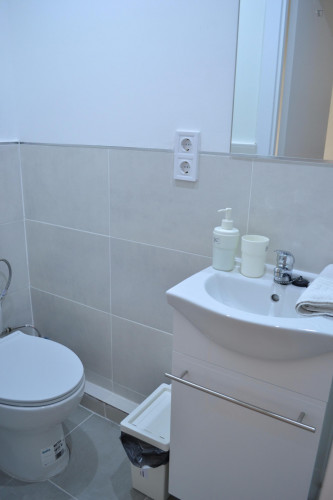 Stunning studio in student-popular Gaztambide