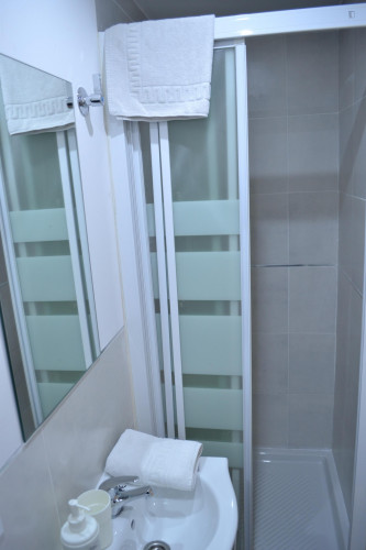 Stunning studio in student-popular Gaztambide