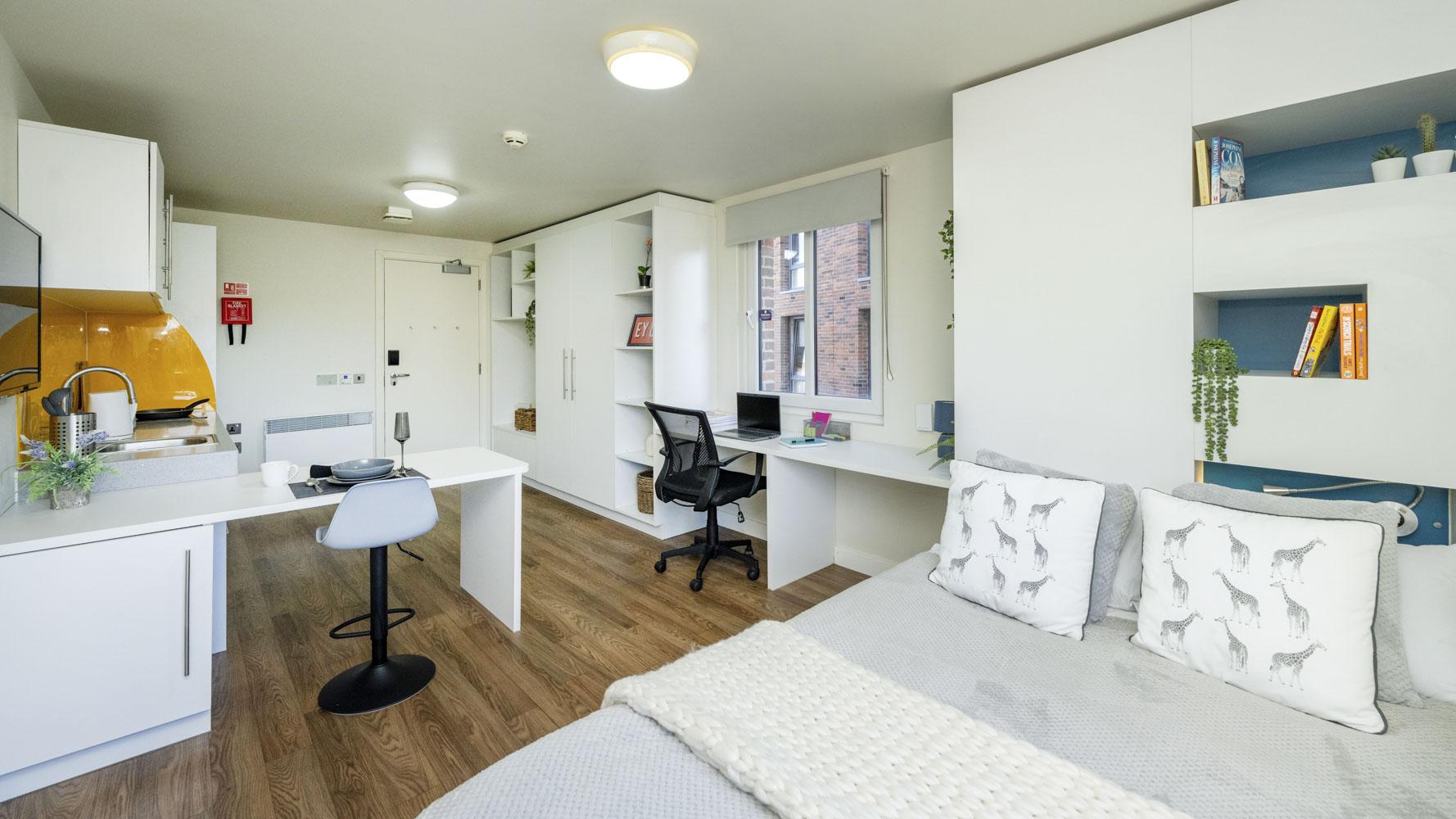 Superior Studio - The Glassworks - Gallery - 4