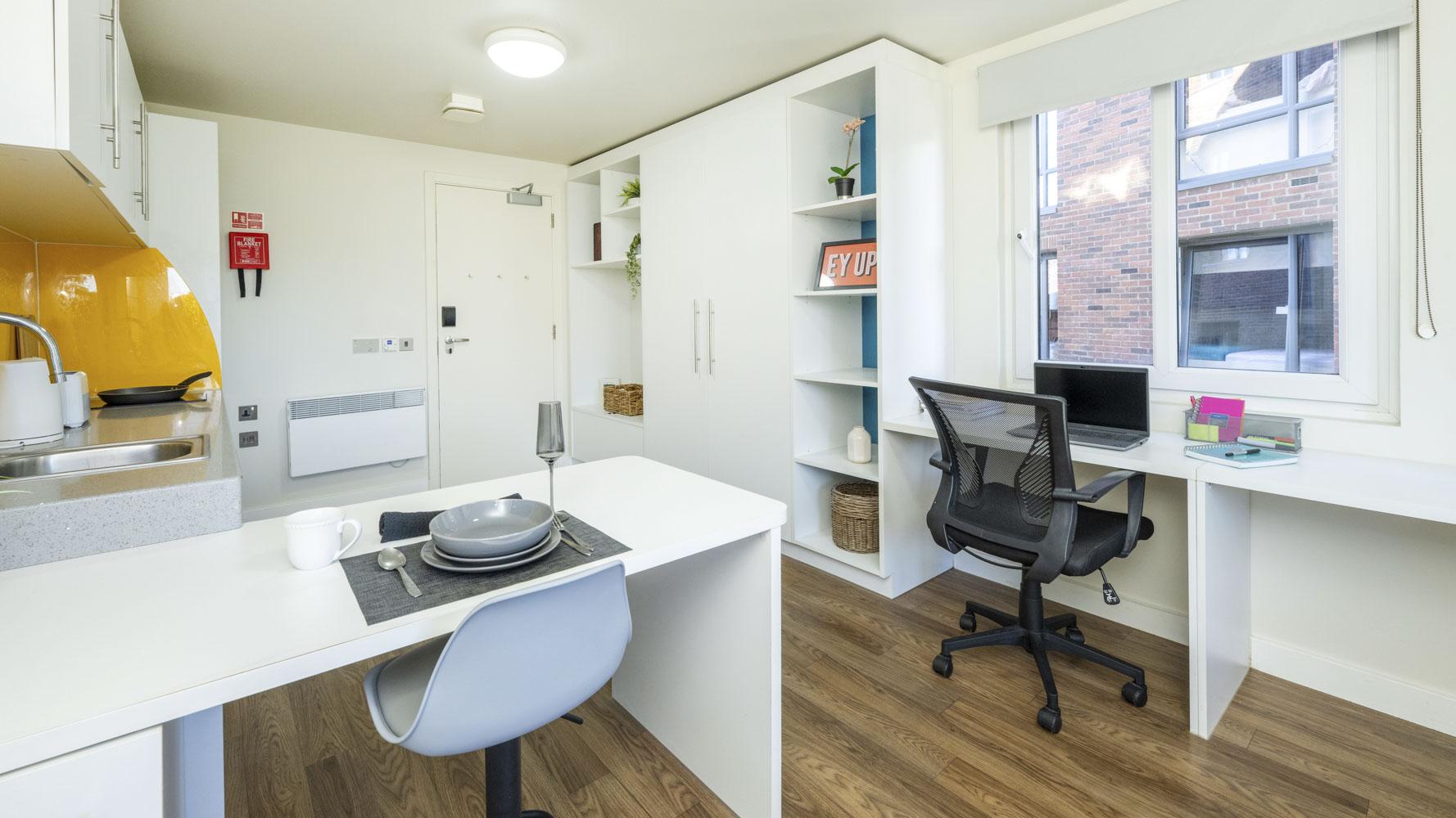  Superior Studio  -  The Glassworks  - Gallery -  4