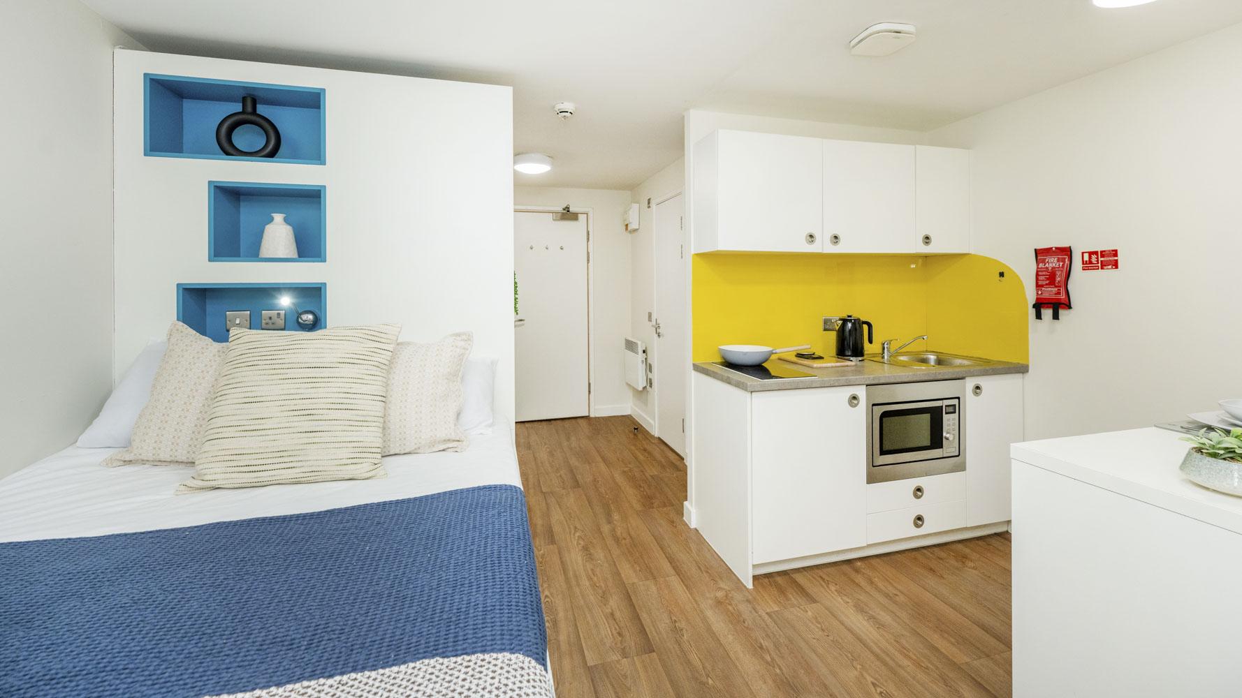  Small Studio  -  The Glassworks  - Gallery -  5