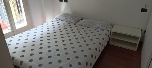 Double bedroom in the city center in a very quiet house