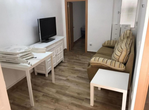 Habitacion doble en piso compartido