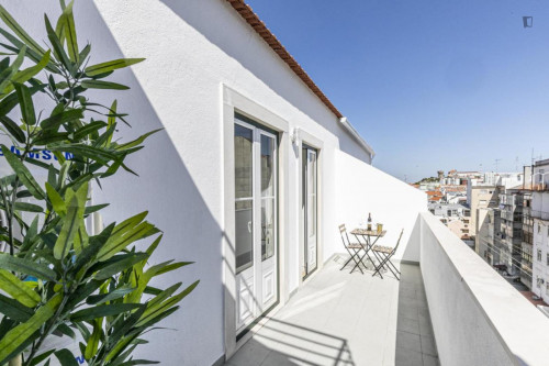 Sunny 1 bedroom apartment near Saldanha with a sofa-bed - Gallery - 5