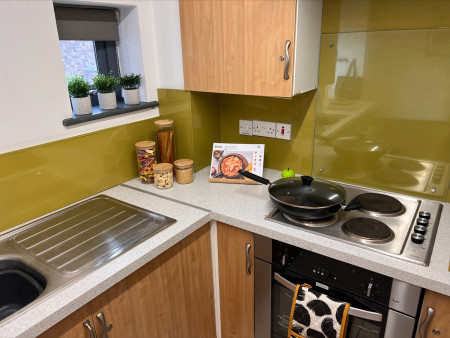  Deluxe En-Suite Ground Floor (wet Room)  -  Albion Court  - Gallery -  13