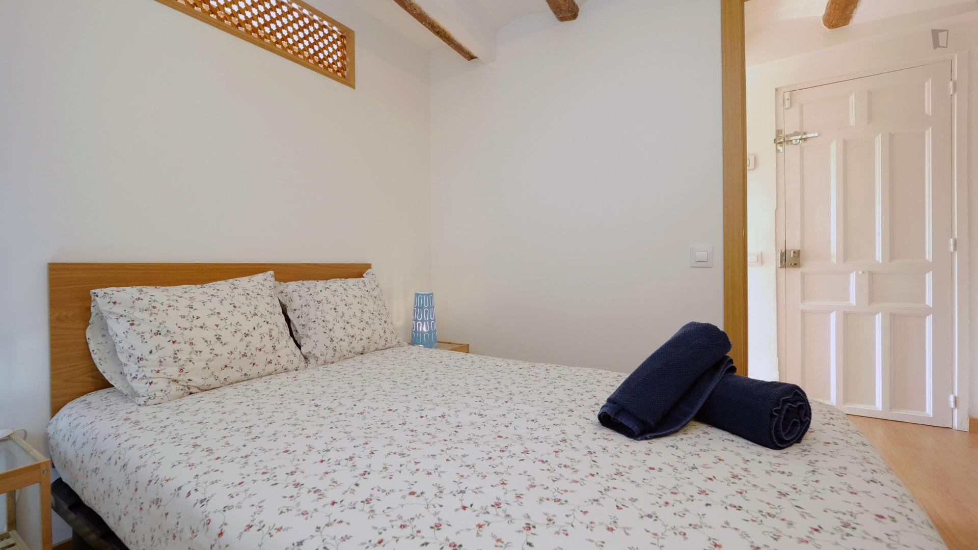 Very neat single bedroom in the heart of Barcelona