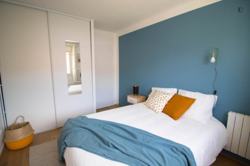 Beautiful 11m² bedroom to rent in Grenoble -G018