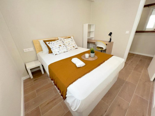 Cosy double bedroom in a 5-bedroom apartment, in Benimaclet - Gallery - 5