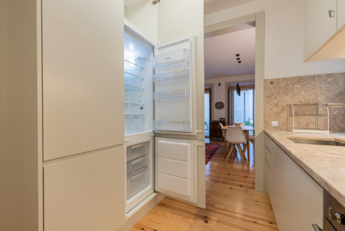 Delightful 1-bedroom flat in Graça - Gallery - 9