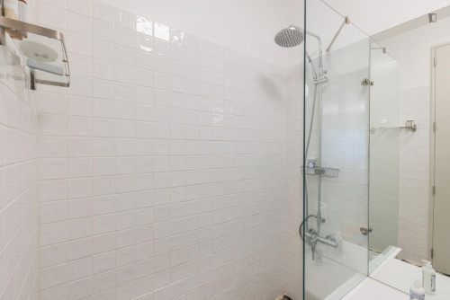 Delightful 1-bedroom flat in Graça - Gallery - 18