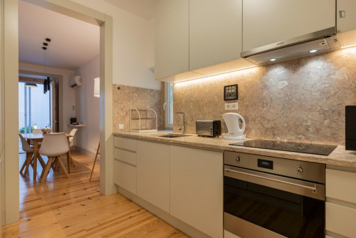 Delightful 1-bedroom flat in Graça - Gallery - 5