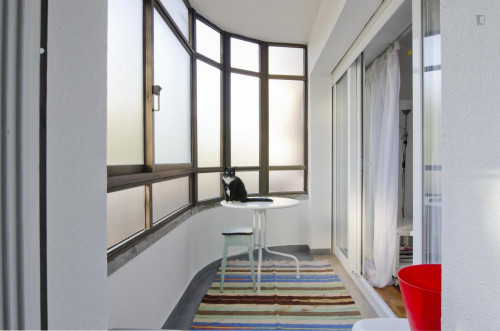 Double bedroom with simple décor near Telheiras metro - Gallery - 16
