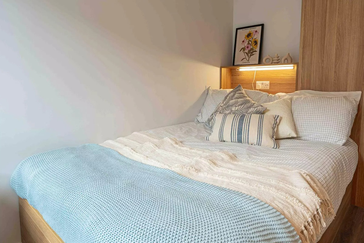  Bronze Ensuite Premium  -  Sterling Court - Flexible Tenancies  - Gallery -  7