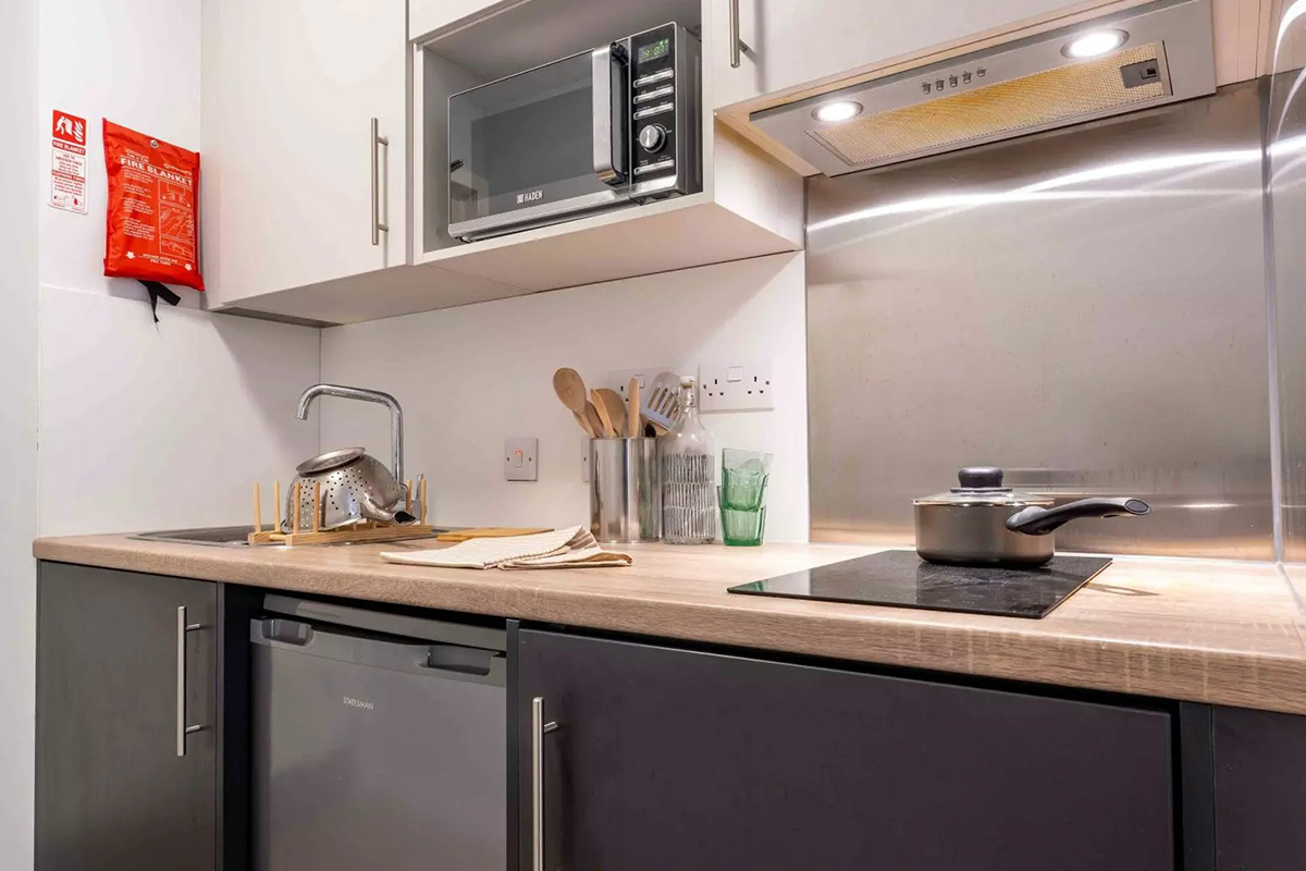  Silver Studio Premium  -  Sterling Court - Flexible Tenancies  - Gallery -  10