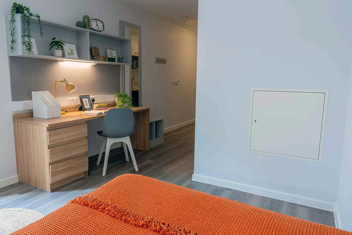 Silver Studio Premium - Sterling Court - Flexible Tenancies - Gallery - 2