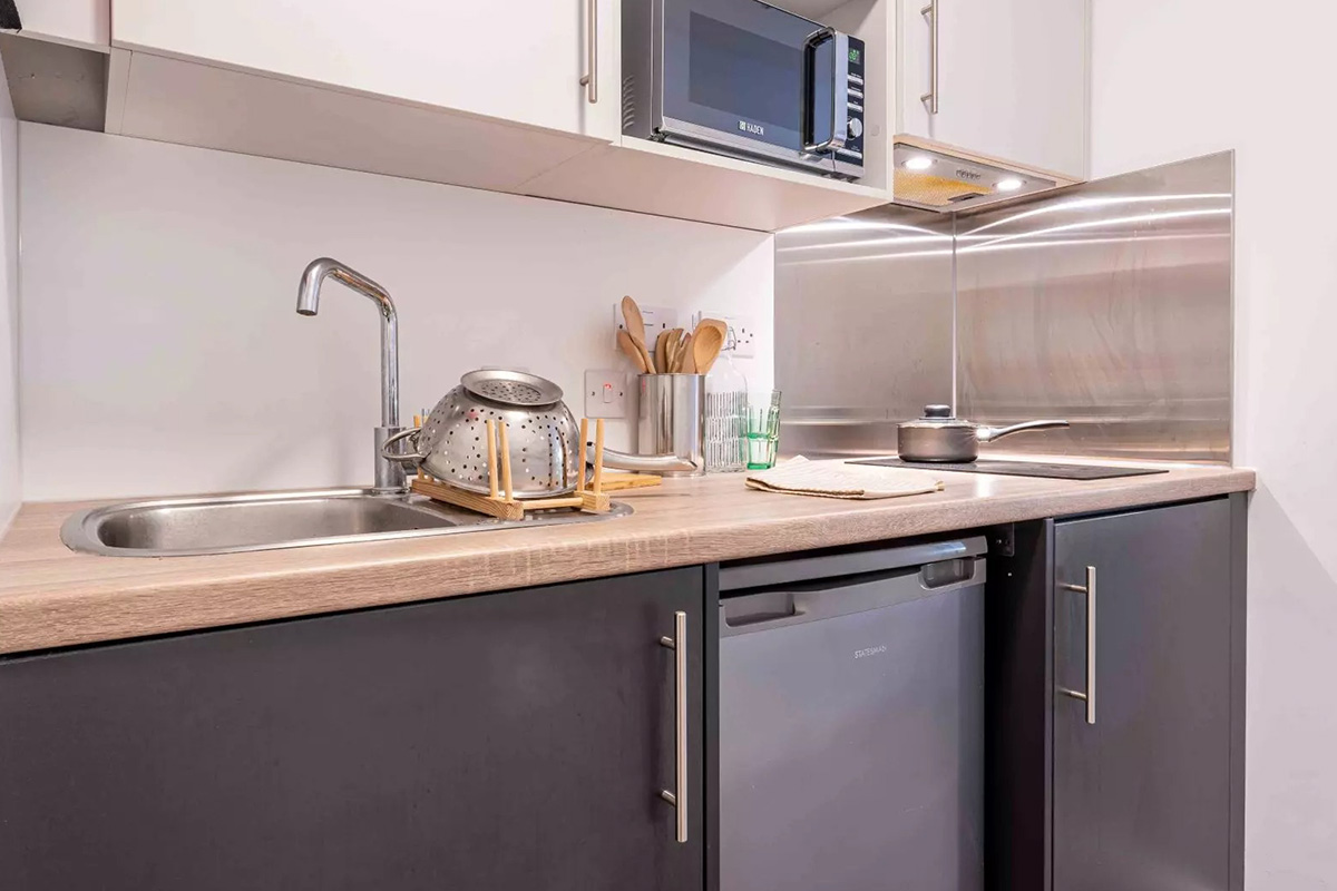  Silver Studio Premium  -  Sterling Court - Flexible Tenancies  - Gallery -  11