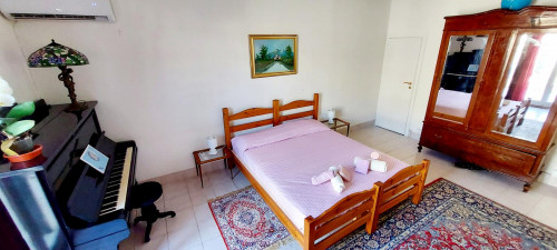 Double room with private bath, kitchen and balcony in Palermo's historic center - Gallery - 30