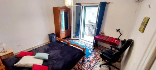Cozy bright double bedroom in Palermo's historic center with private balcony