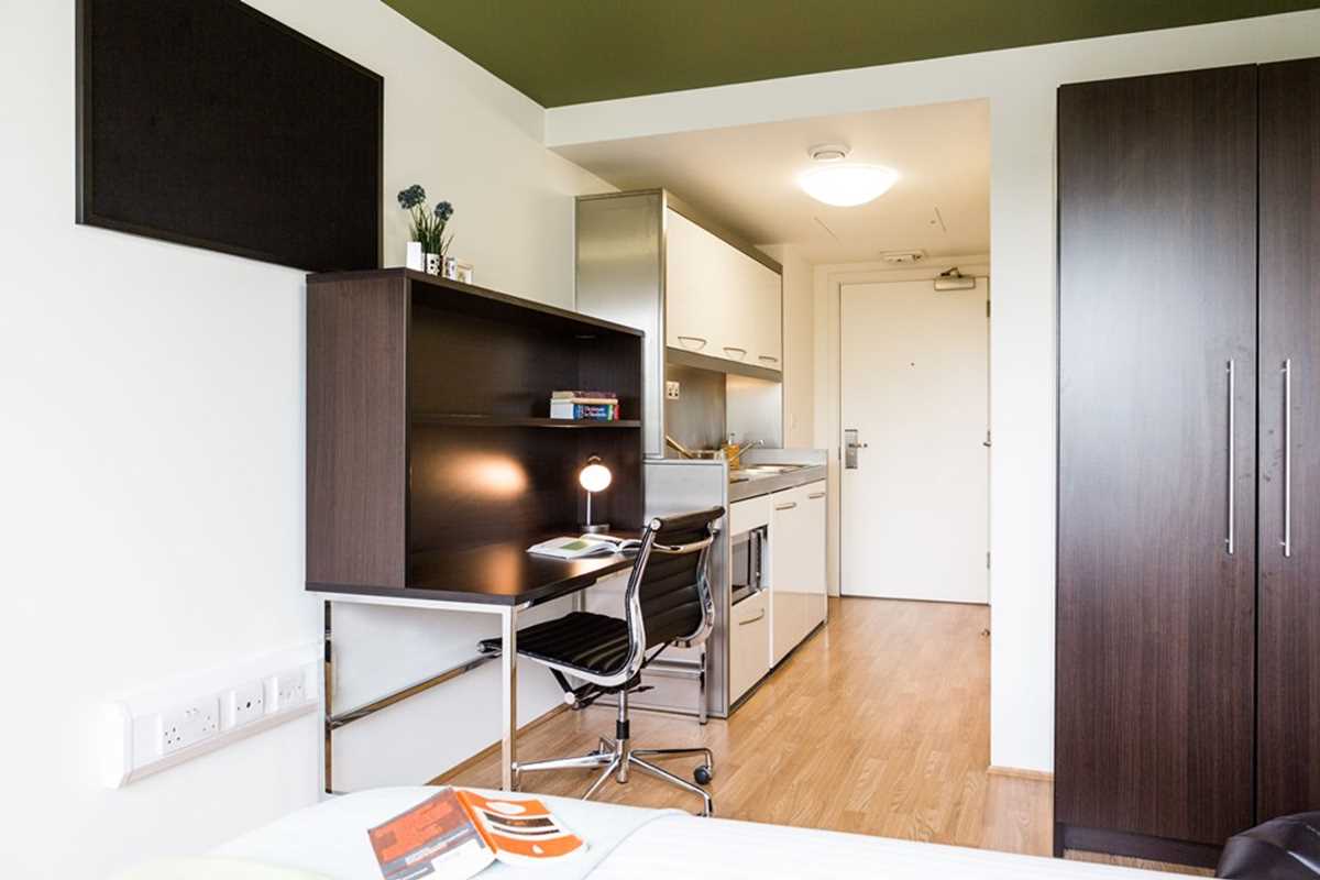 Gold XL Studio Upper Level - Londonist Chapter Portobello - Flexible Tenancies - Gallery - 2