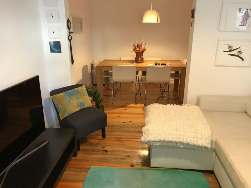Central and charming 2 bedroons apartament
