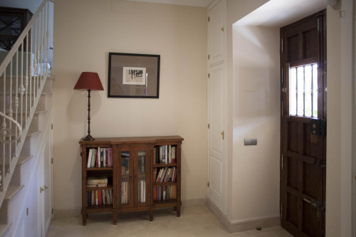 NICE ROOM LOCATED IN NERVION AREA NEXT TO MAIN UNIVERSITIES AND METRO STOP - Gallery - 8