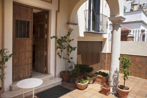 NICE ROOM LOCATED IN NERVION AREA NEXT TO MAIN UNIVERSITIES AND METRO STOP - Gallery - 3