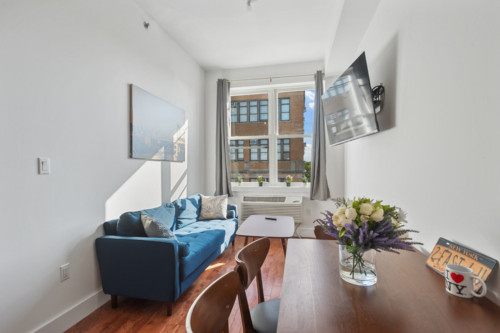 Spacious Bright Apt. w/ Terrace  - Gallery -  3