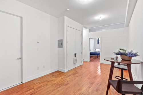 Spacious Bright Apt. w/ Terrace  - Gallery -  5