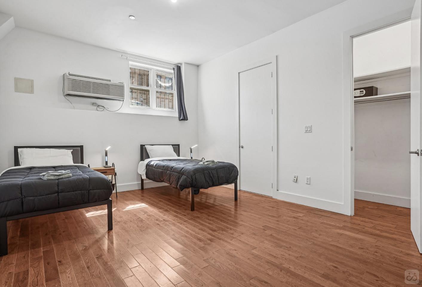 Bed In A 2-Bed Gender Separated Room - 7