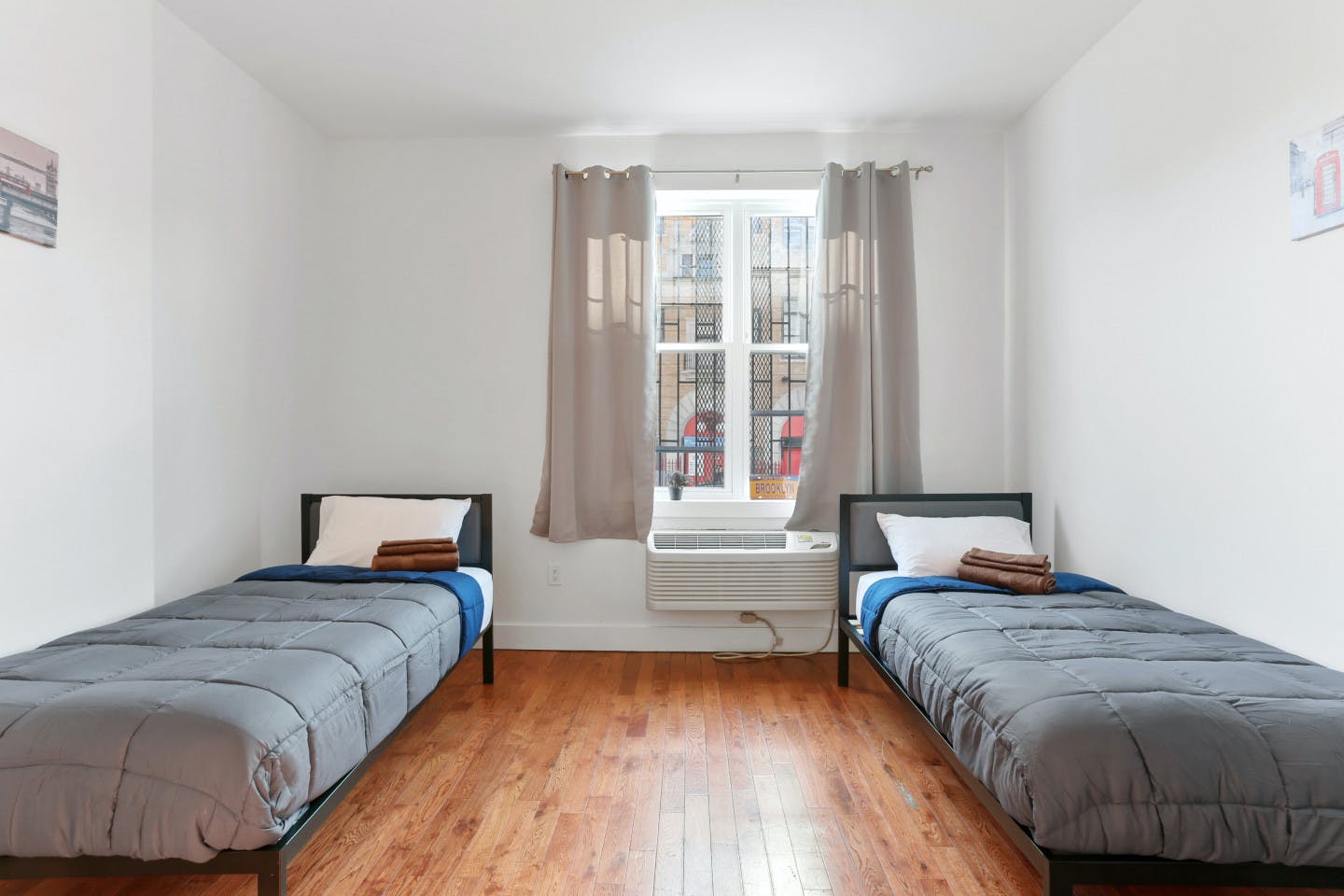 Bed In A 2-Bed Gender Separated Room - Spacious Bright Apt. w/ Terrace - Gallery - 8