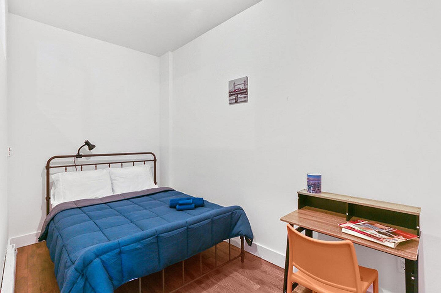  Private Economic Room  -  Spacious Bright Apt. w/ Terrace  - Gallery -  5