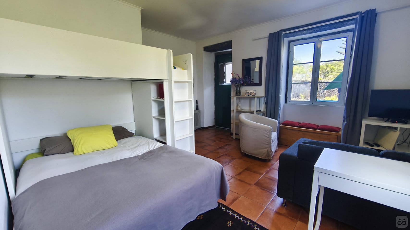 Studio Apartment - 4