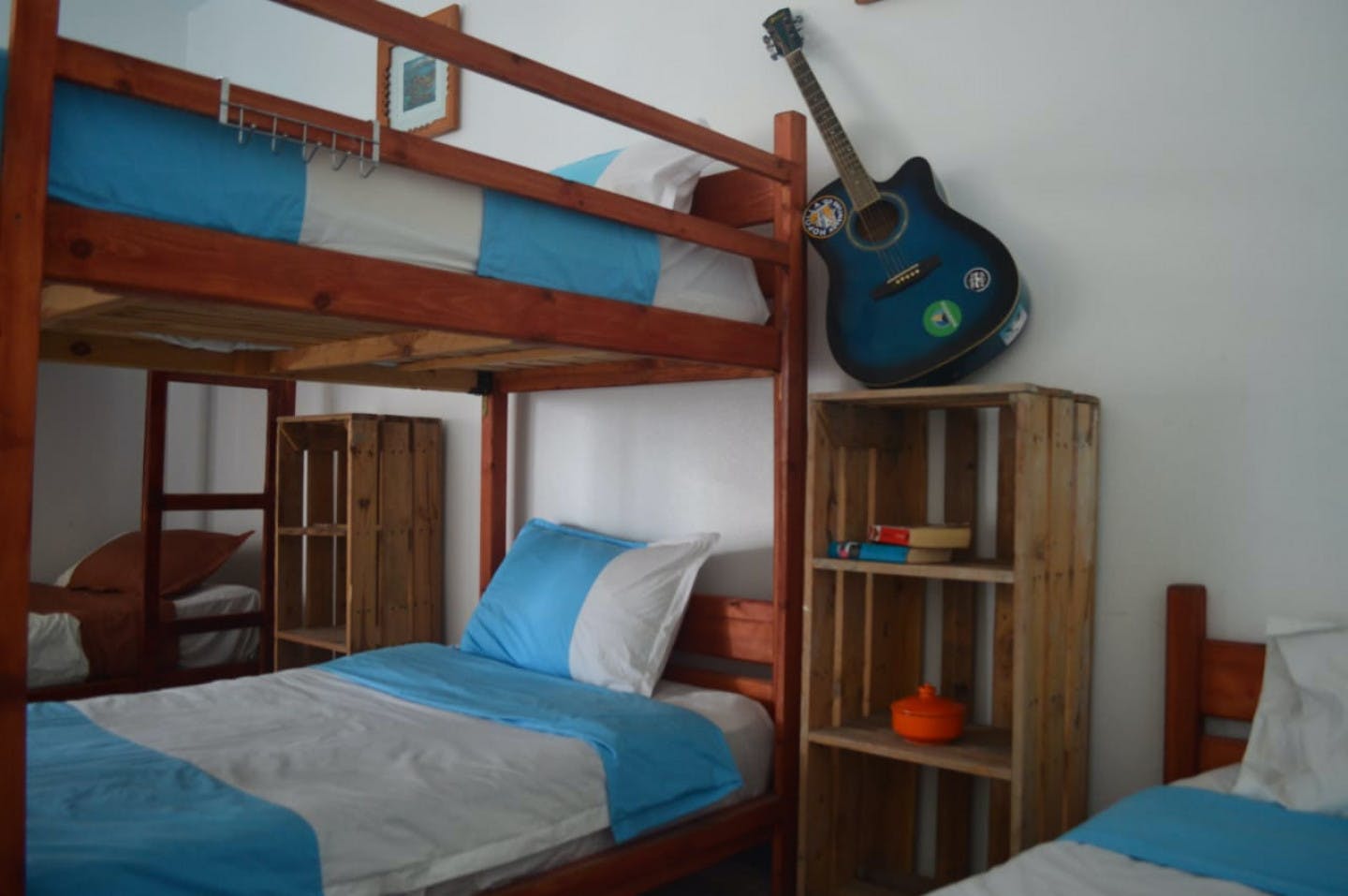  5-Bed Mixed Gender Dorm Room  -  Stunning Charming Complex w/ Sea View + Surf Class + Coworking  - Gallery -  4