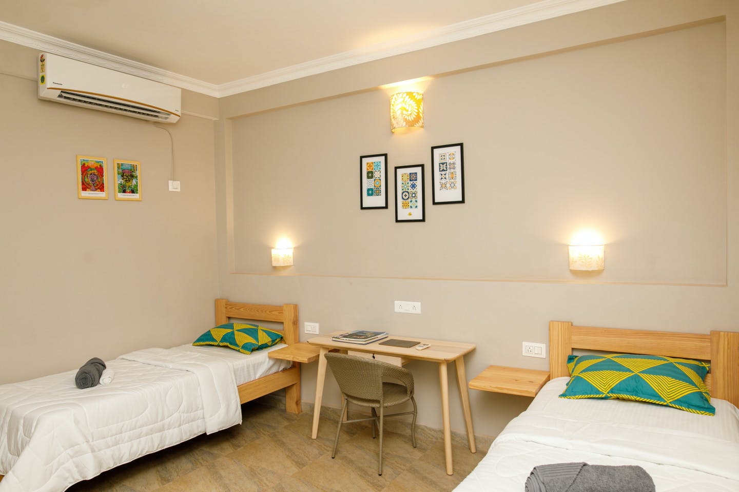 Bed In A 2-Bed Gender Separated Room - Candolim Home - Gallery - 1
