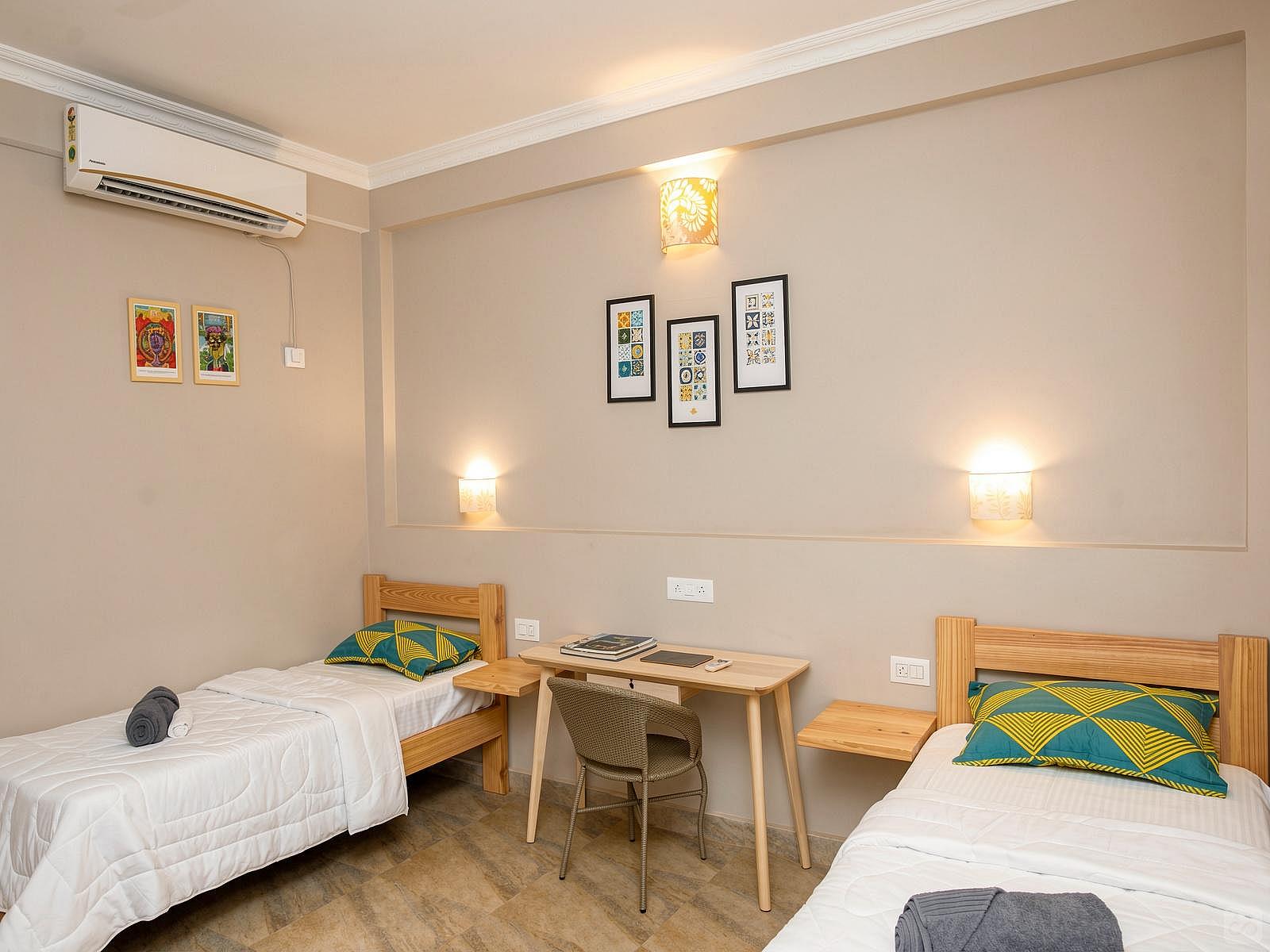 Bed In A 2-Bed Gender Separated Room - Candolim Home - Gallery - 25
