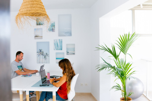 Stunning Vibrant House w/ Workspaces + Community Events