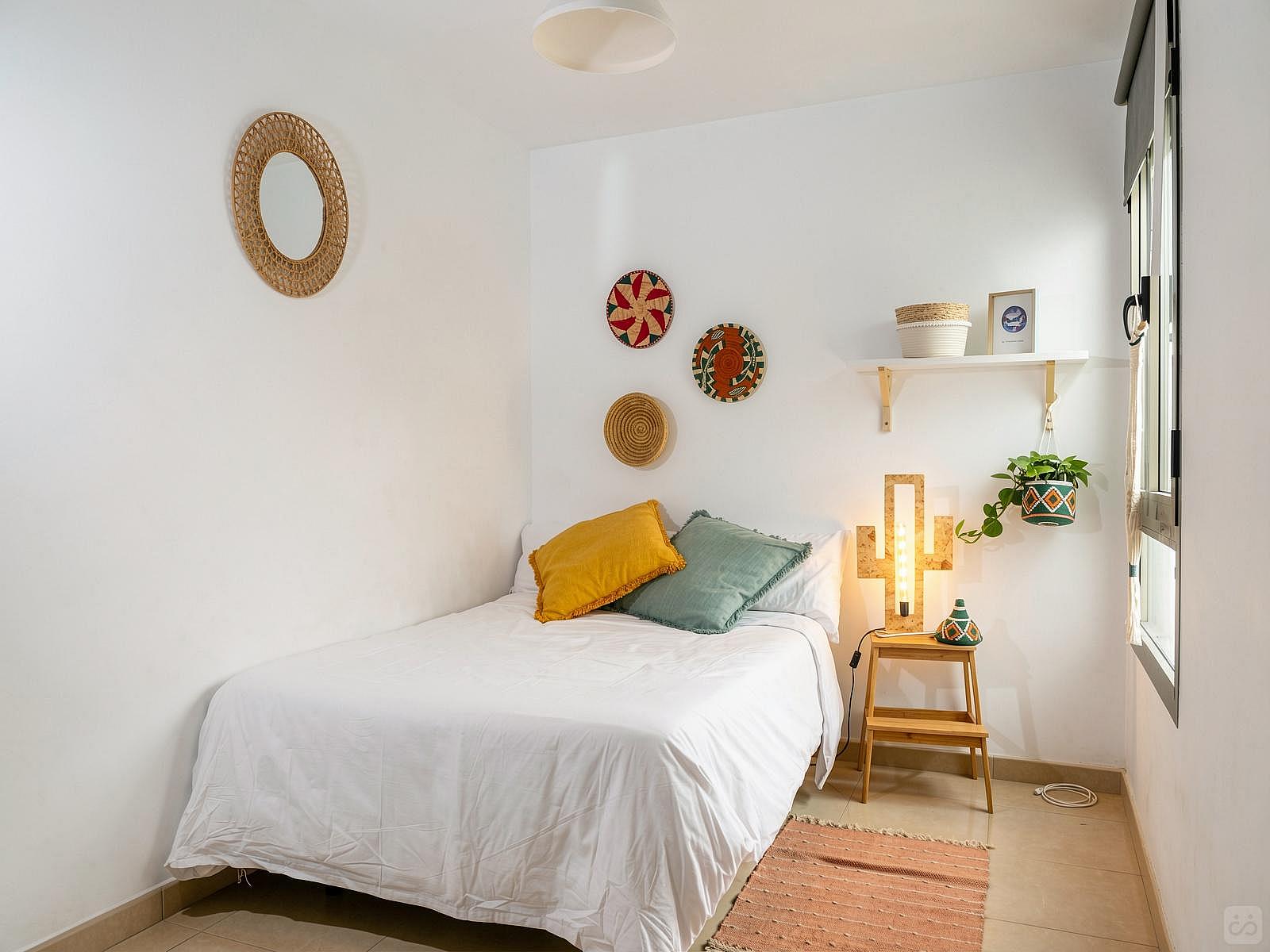  Standard Double Bed  -  Arrecife Residence  - Gallery -  11