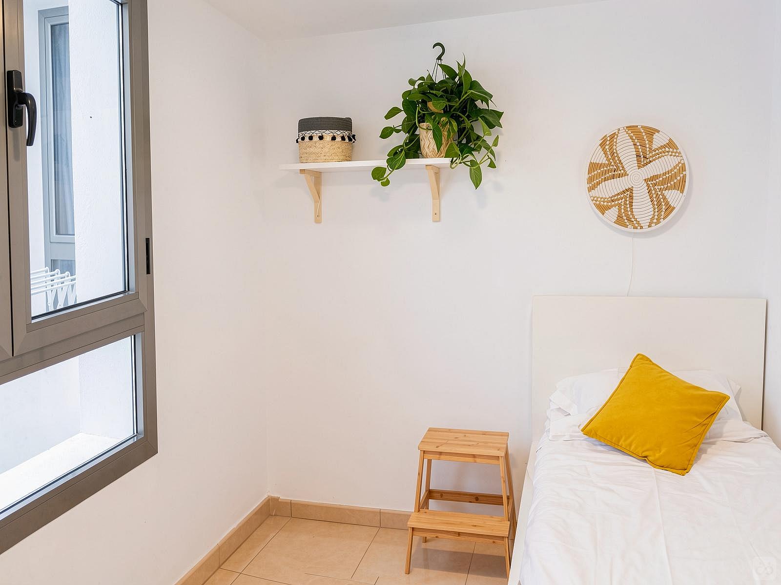  Standard Single Bed  -  Arrecife Residence  - Gallery -  11
