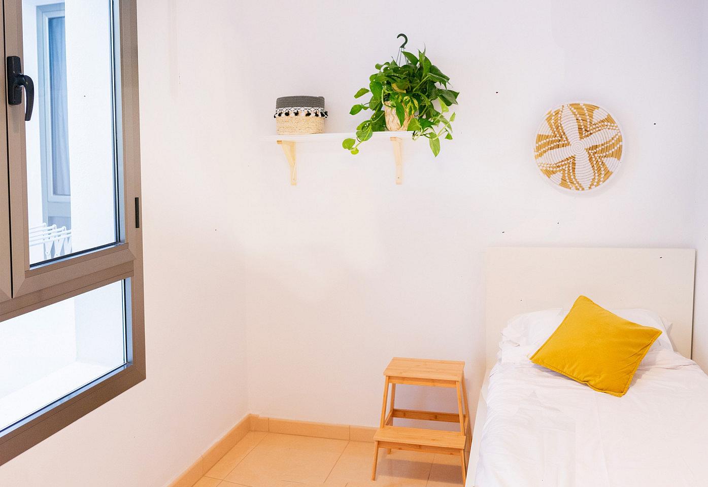  Standard Single Bed  -  Arrecife Residence  - Gallery -  9
