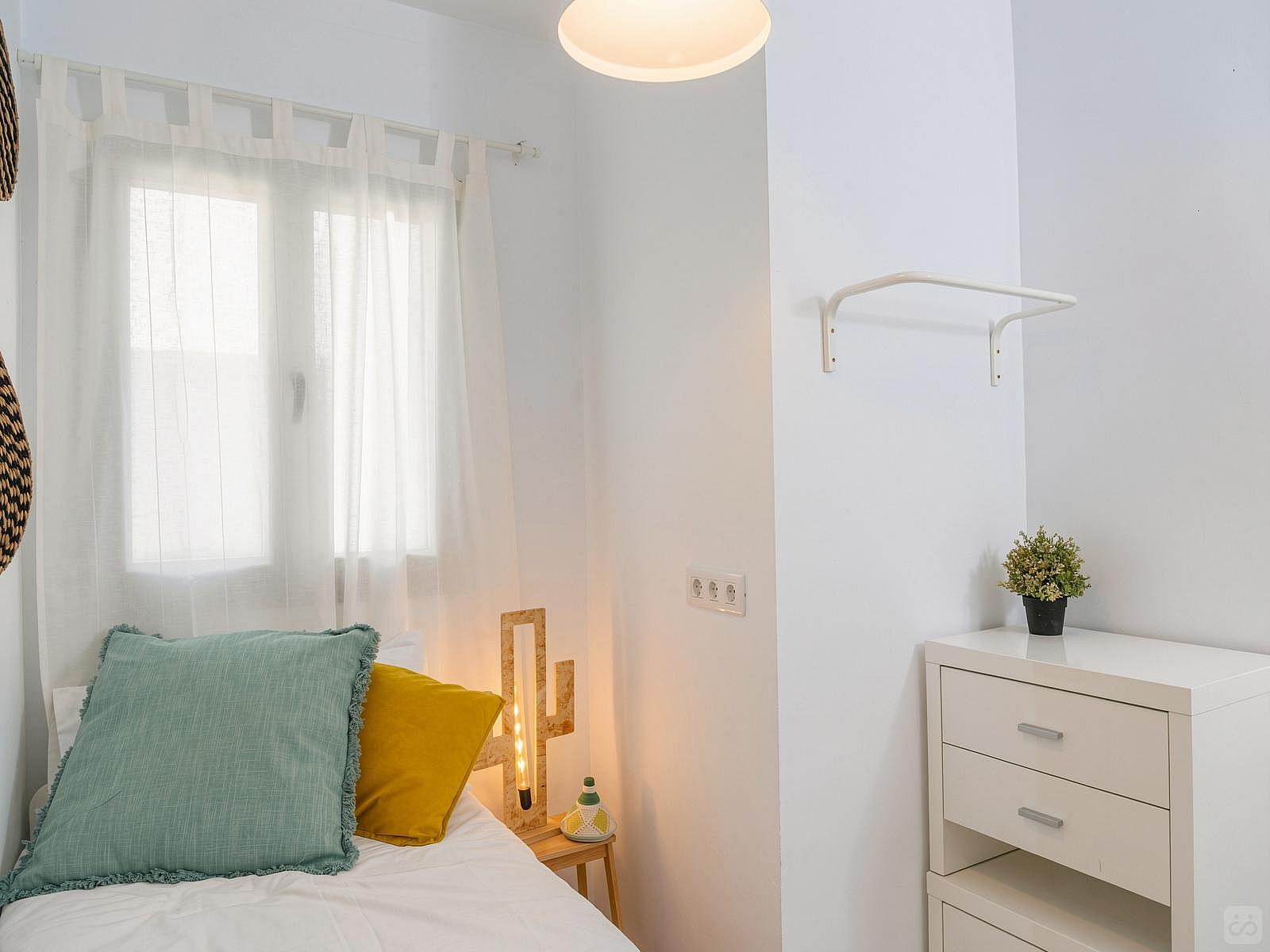  Small Single Bed  -  Arrecife Residence  - Gallery -  10