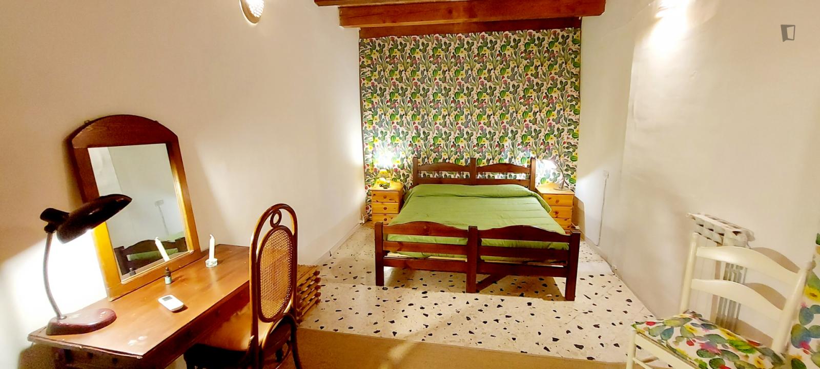 Quiet And Welcoming Double Bedroom In Palermo's Historic Center - 1