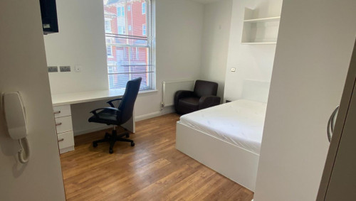 17 - De Montfort Street  - Gallery -  5