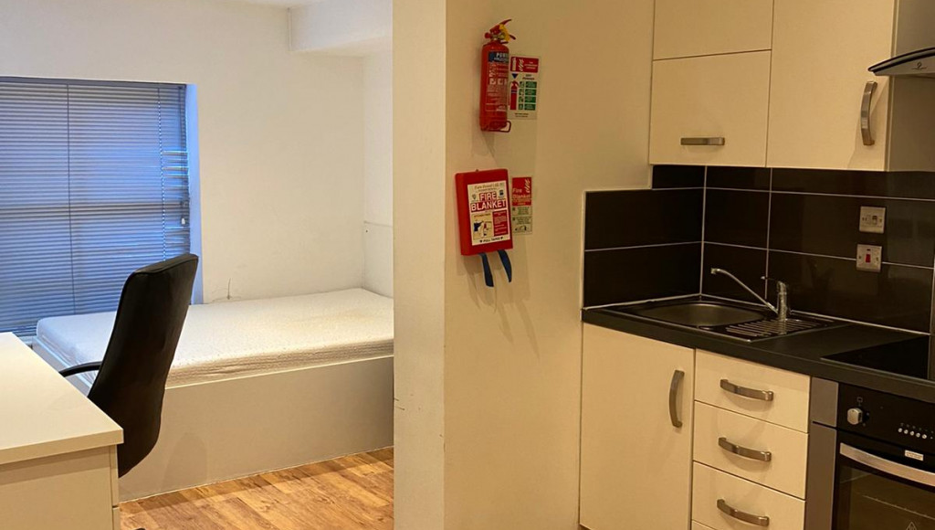  Standard Studio  -  17 - De Montfort Street  - Gallery -  9