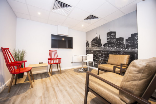 8 West Walk - Communal Area