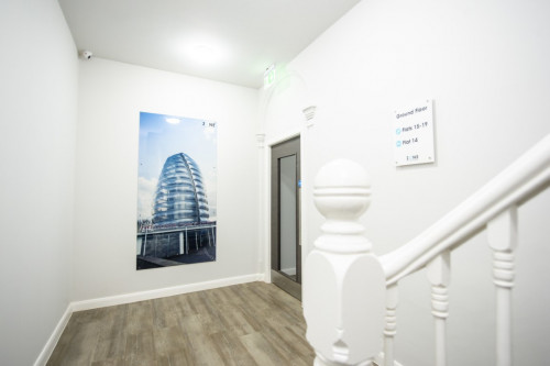 8 West Walk - Gallery - 13