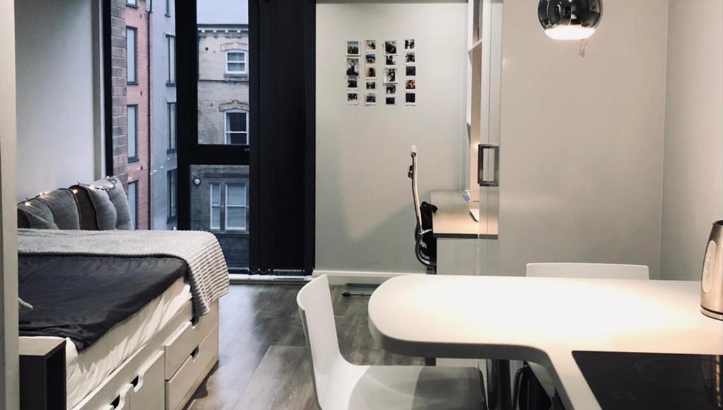  Deluxe With Dishwasher  -  8 West Walk  - Gallery -  7